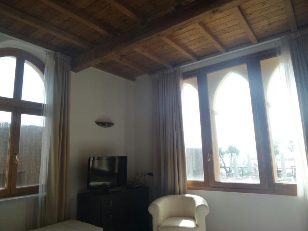 Cala Dei Mori Apart otel Livorno Dış mekan fotoğraf
